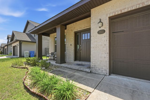 2331 Hadleigh Hills Court, Navarre, FL 32566