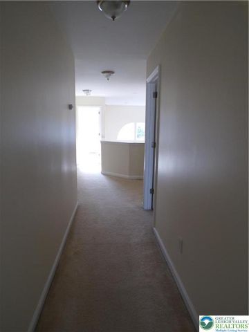 319 Milkweed Drive, Upper Macungie Twp, PA 18104