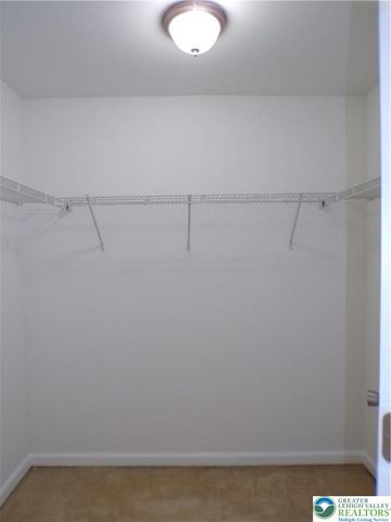 319 Milkweed Drive, Upper Macungie Twp, PA 18104