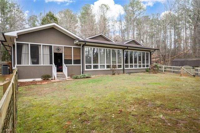 2796 County Line Road, Acworth, GA 30101