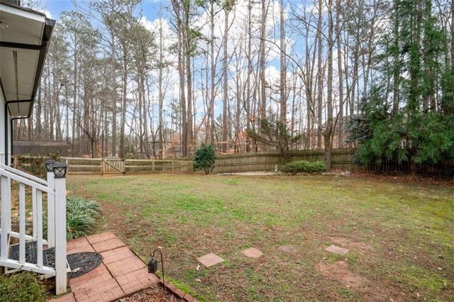2796 County Line Road, Acworth, GA 30101