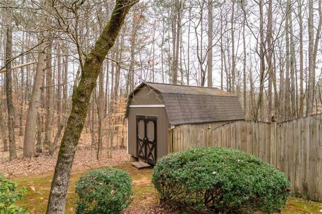 2796 County Line Road, Acworth, GA 30101