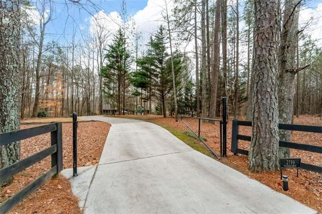 2796 County Line Road, Acworth, GA 30101
