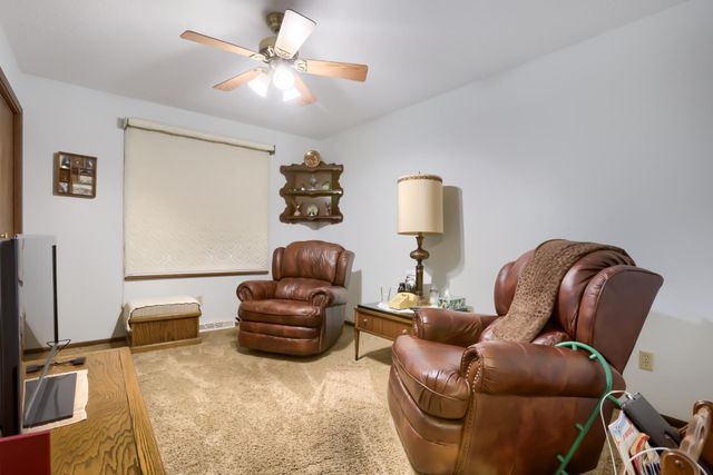 9900 Primrose Avenue N, Stillwater, MN 55082