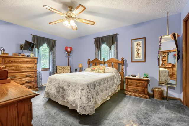 9900 Primrose Avenue N, Stillwater, MN 55082