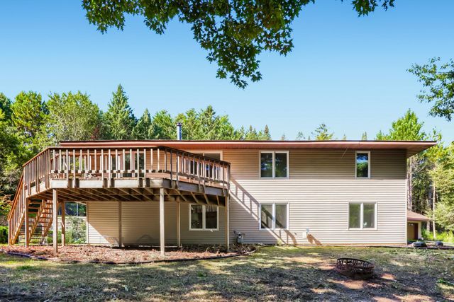9900 Primrose Avenue N, Stillwater, MN 55082