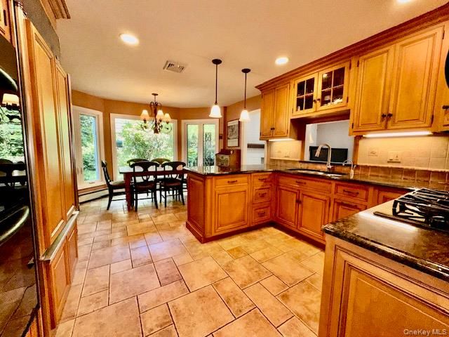 40 Knott Drive, Glen Cove, NY 11542