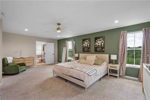 2087 Majestic Dr, North Strabane, PA 15317