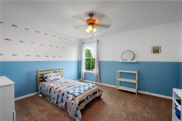 2087 Majestic Dr, North Strabane, PA 15317