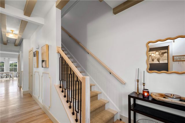 2087 Majestic Dr, North Strabane, PA 15317