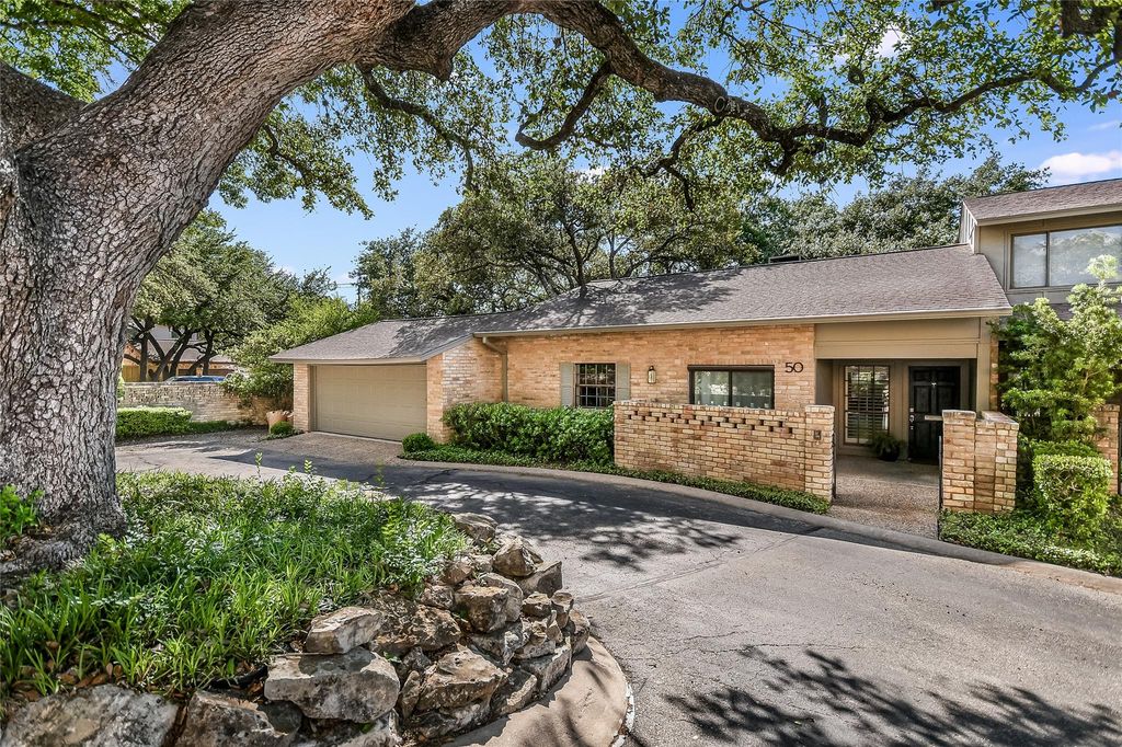 50 Woodstone SQ, Austin, TX 78703