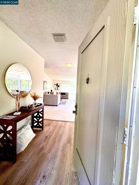 625 Terra California Dr 3, Walnut Creek, CA 94595
