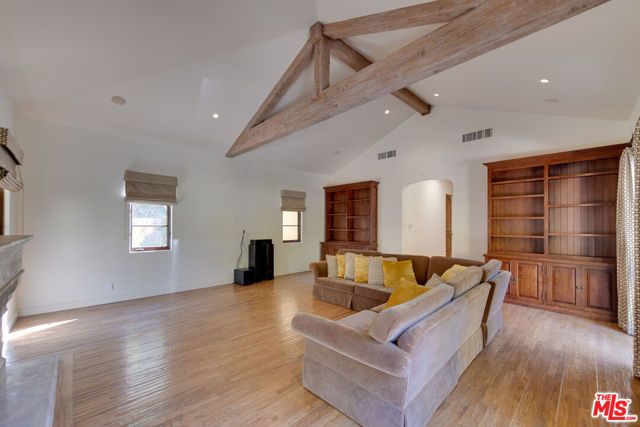 9530 Hidden Valley Road, Beverly Hills, CA 90210
