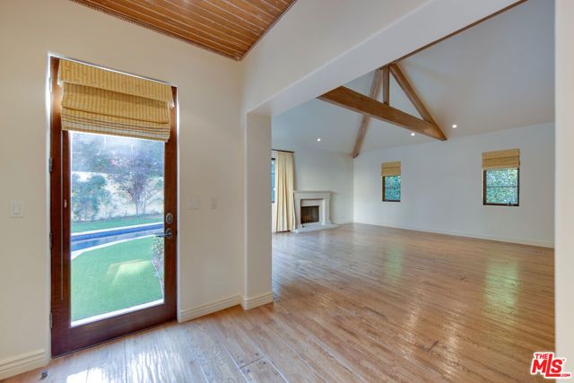 9530 Hidden Valley Road, Beverly Hills, CA 90210