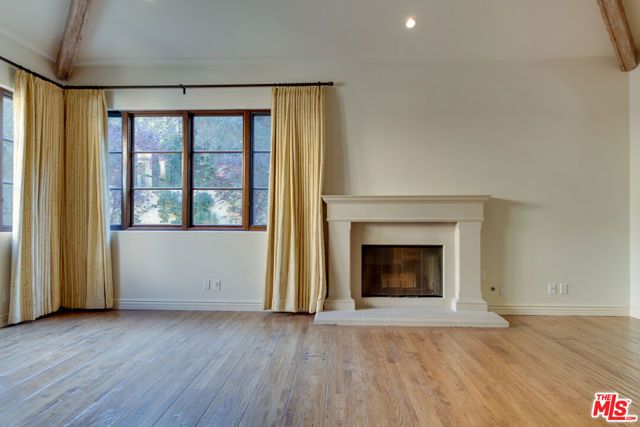 9530 Hidden Valley Road, Beverly Hills, CA 90210