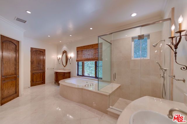 9530 Hidden Valley Road, Beverly Hills, CA 90210