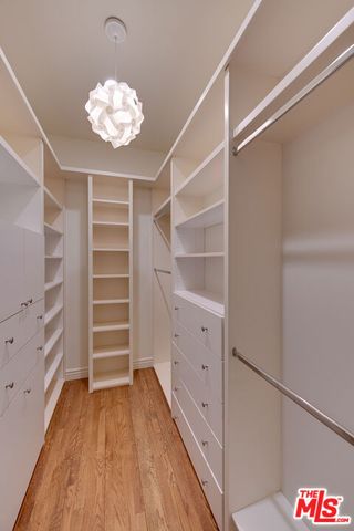 9530 Hidden Valley Road, Beverly Hills, CA 90210