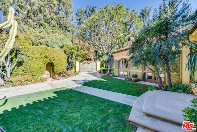 9530 Hidden Valley Road, Beverly Hills, CA 90210