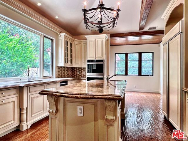 9530 Hidden Valley Road, Beverly Hills, CA 90210