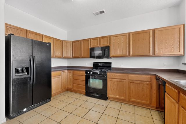 6512 Los Pueblos Place NW, Albuquerque, NM 87114