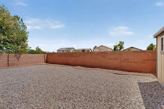 6512 Los Pueblos Place NW, Albuquerque, NM 87114