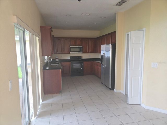 3798 EAGLE ISLE CIRCLE, Kissimmee, FL 34746