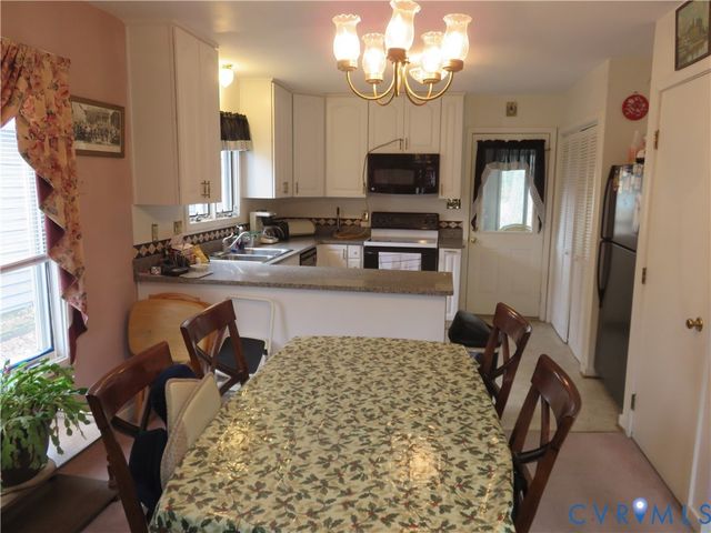 6157 Stronghold Dr, Mechanicsville, VA 23111