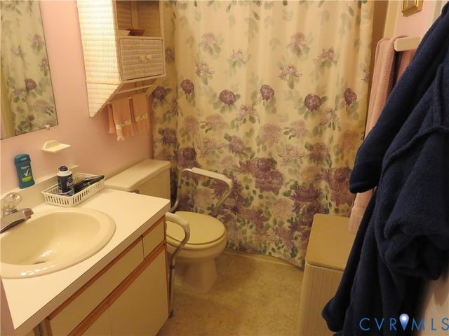 6157 Stronghold Dr, Mechanicsville, VA 23111