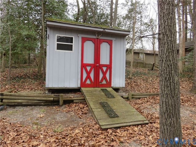 6157 Stronghold Dr, Mechanicsville, VA 23111