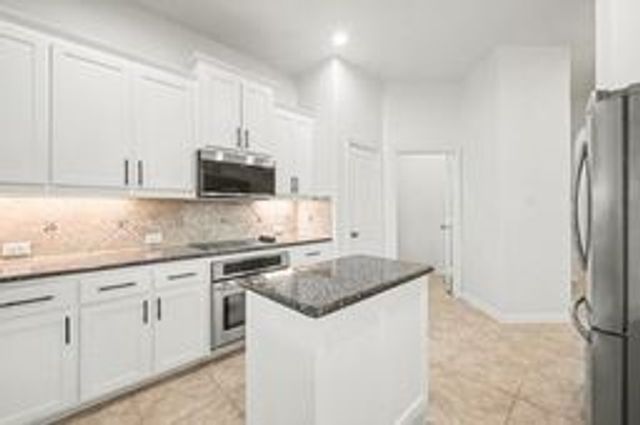 12913 Palancar Drive, Fort Worth, TX 76244