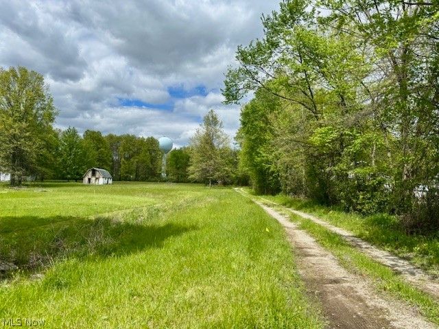 State Road, Warren, OH 44483