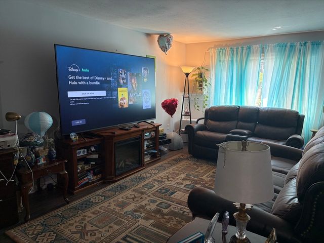 7 Weld Street 13, Framingham, MA 01702
