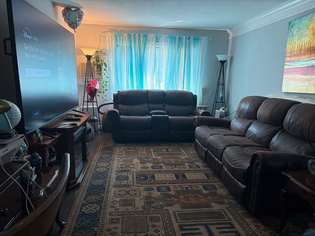 7 Weld Street 13, Framingham, MA 01702