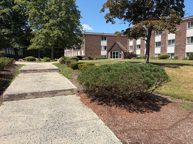 7 Weld Street 13, Framingham, MA 01702