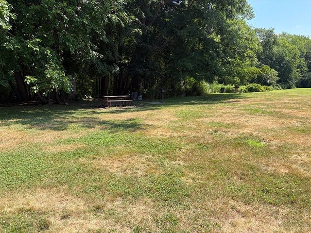 7 Weld Street 13, Framingham, MA 01702