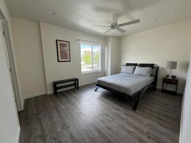 48728 Desert Flower Drive, Palm Desert, CA 92260