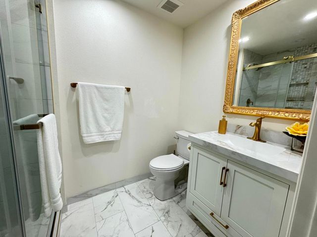 48728 Desert Flower Drive, Palm Desert, CA 92260