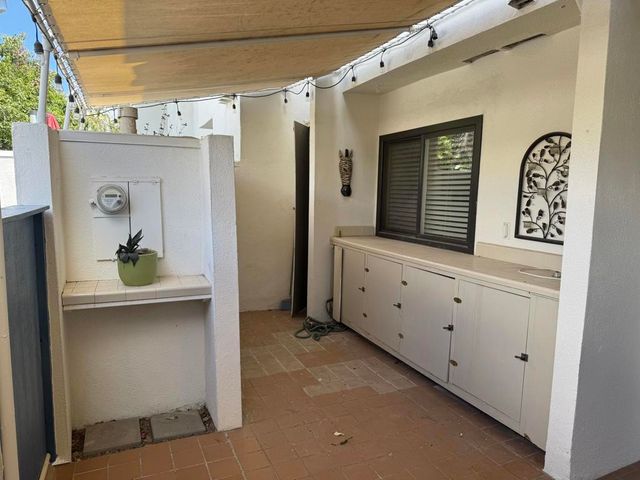 48728 Desert Flower Drive, Palm Desert, CA 92260
