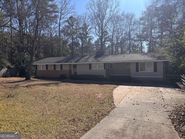 1445 Forest Hill Drive NE, Milledgeville, GA 31061