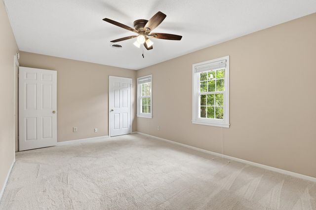 111 Village Court, Greer, SC 29651