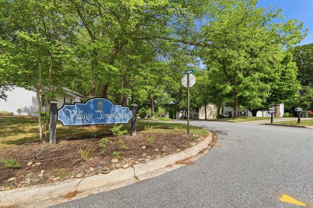 111 Village Court, Greer, SC 29651