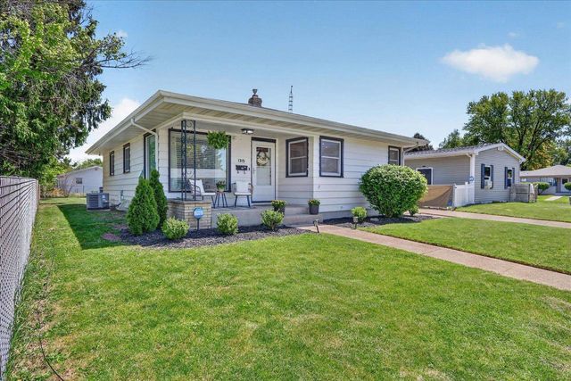 1315 S Pearl Street, Janesville, WI 53546