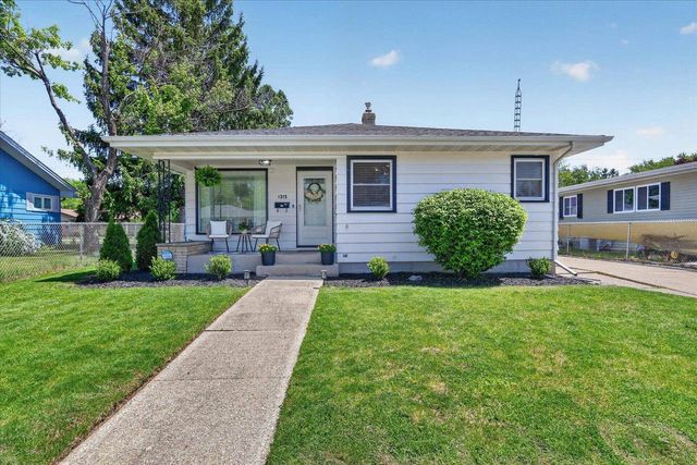 1315 S Pearl Street, Janesville, WI 53546