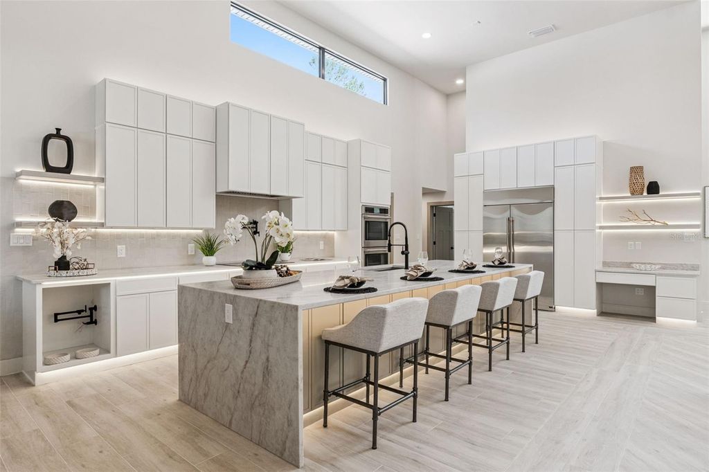 Image 11 of property listing at 1447 BIRD ROAD, Winter Springs, FL 32708