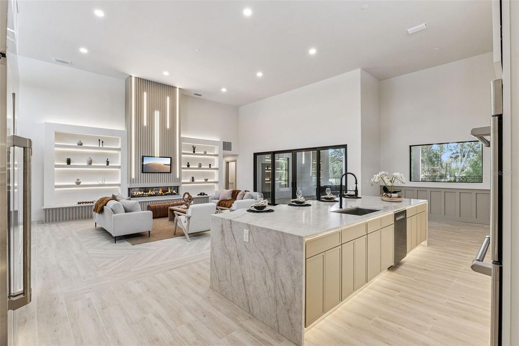 Image 14 of property listing at 1447 BIRD ROAD, Winter Springs, FL 32708