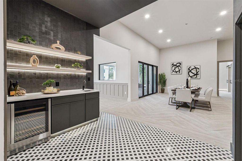 Image 17 of property listing at 1447 BIRD ROAD, Winter Springs, FL 32708