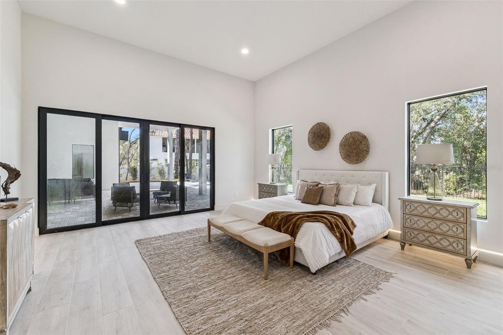 Image 22 of property listing at 1447 BIRD ROAD, Winter Springs, FL 32708