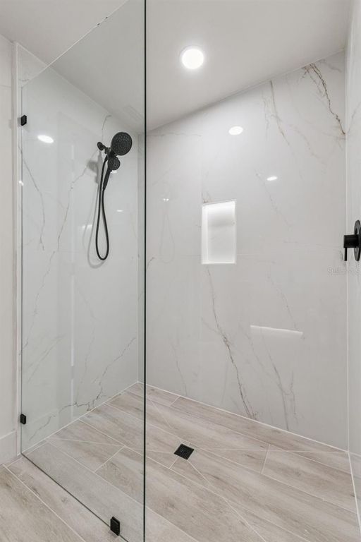 Image 31 of property listing at 1447 BIRD ROAD, Winter Springs, FL 32708