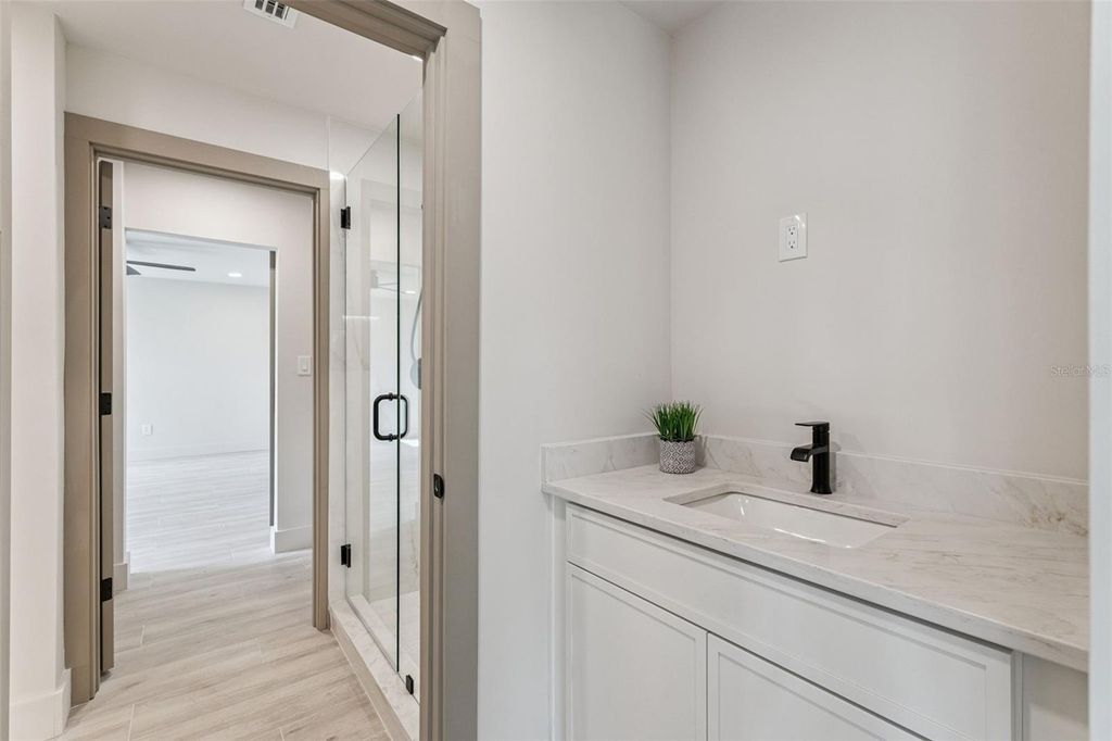 Image 34 of property listing at 1447 BIRD ROAD, Winter Springs, FL 32708