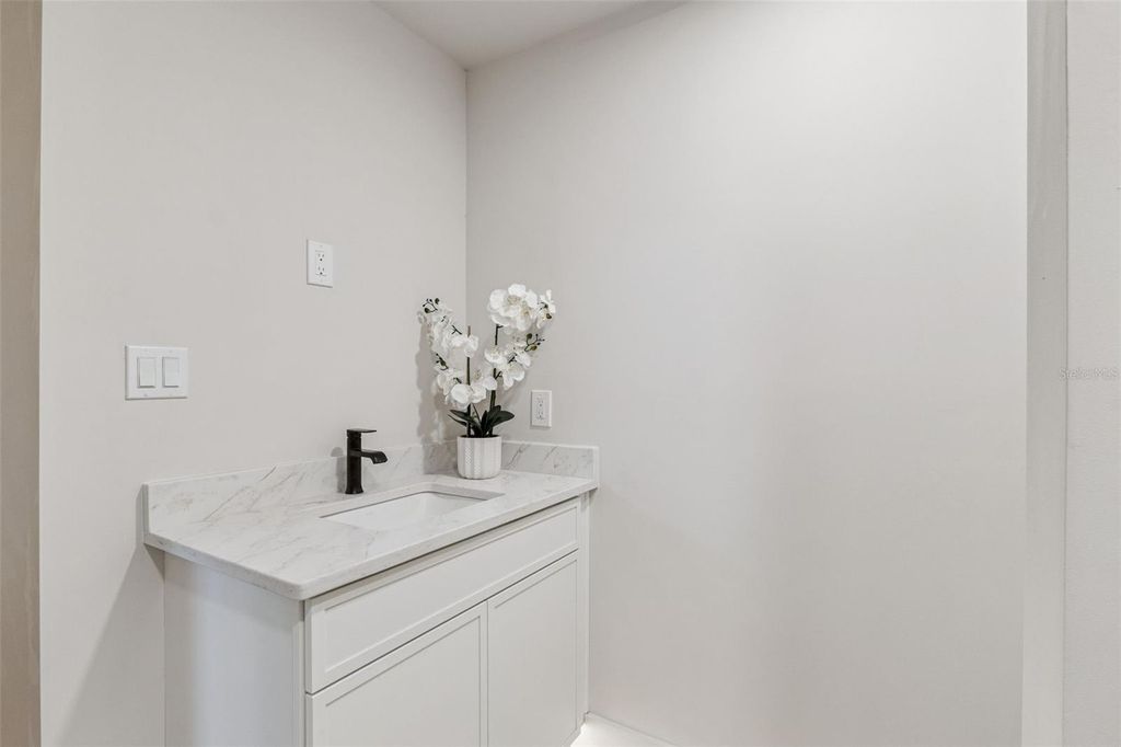 Image 39 of property listing at 1447 BIRD ROAD, Winter Springs, FL 32708